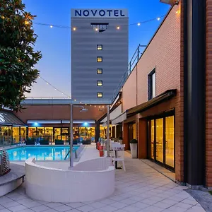Novotel Linate Aeroporto מלון